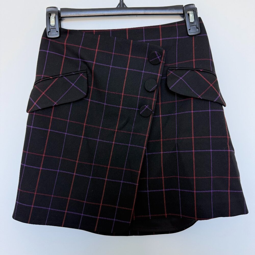 Trina Turk, mini skirt, black, pink and purple plaid, preppy, collegiate Size 0